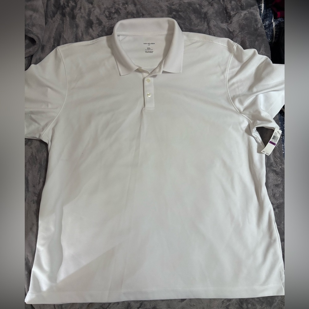 Men’s polo style shirt